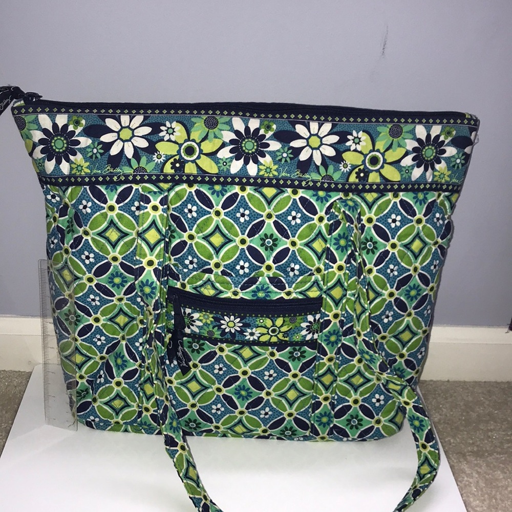 Vera Bradley tote bag